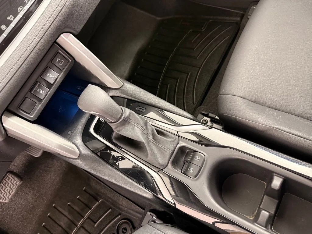 Used 2023 Beige Toyota XLE image 6