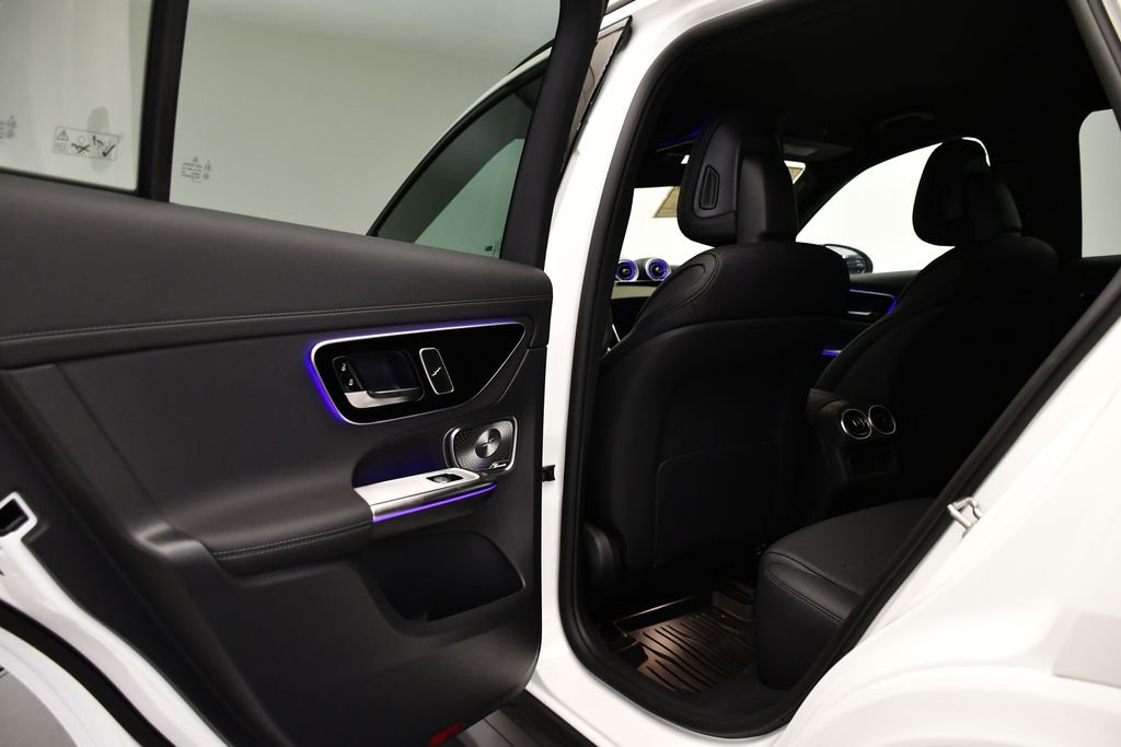 2025 Mercedes-Benz GLC Base - Photo 40