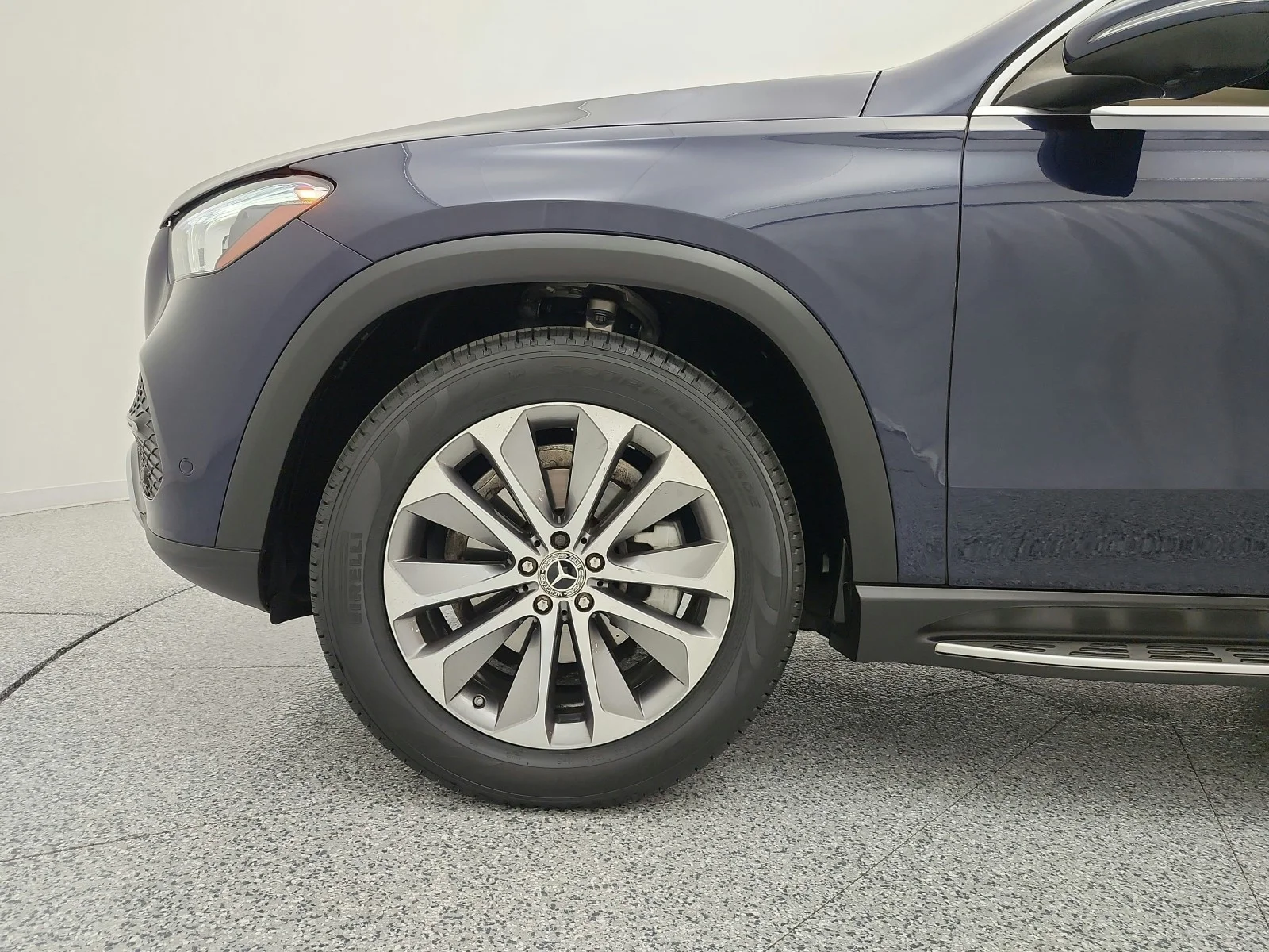 Used 2021 Lunar Blue Metallic Mercedes-Benz GLE 350 SUV image 18