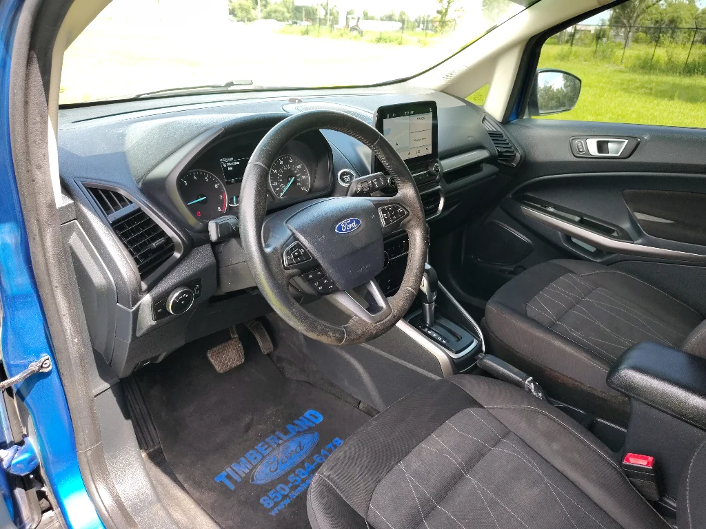 Used 2019 Lightning Blue Metallic Ford SE image 15