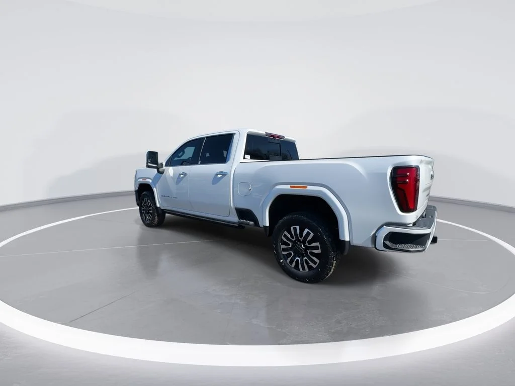 Used 2024 White GMC Denali Ultimate image 6