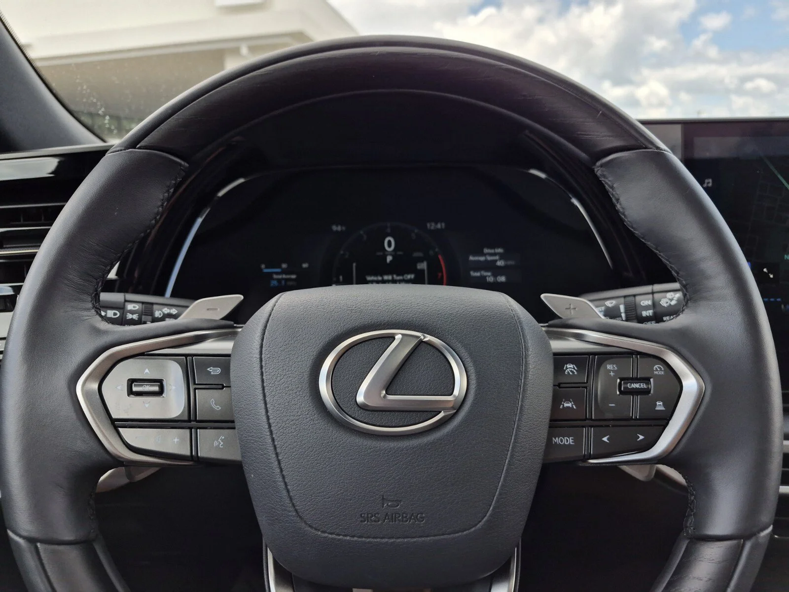 Used 2025 White Pearl Lexus RX 350 Premium image 25