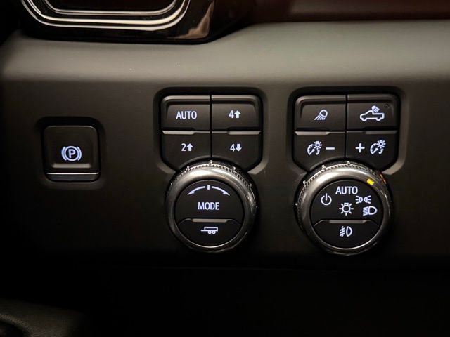 Used 2024 Onyx Black GMC AT4 image 47