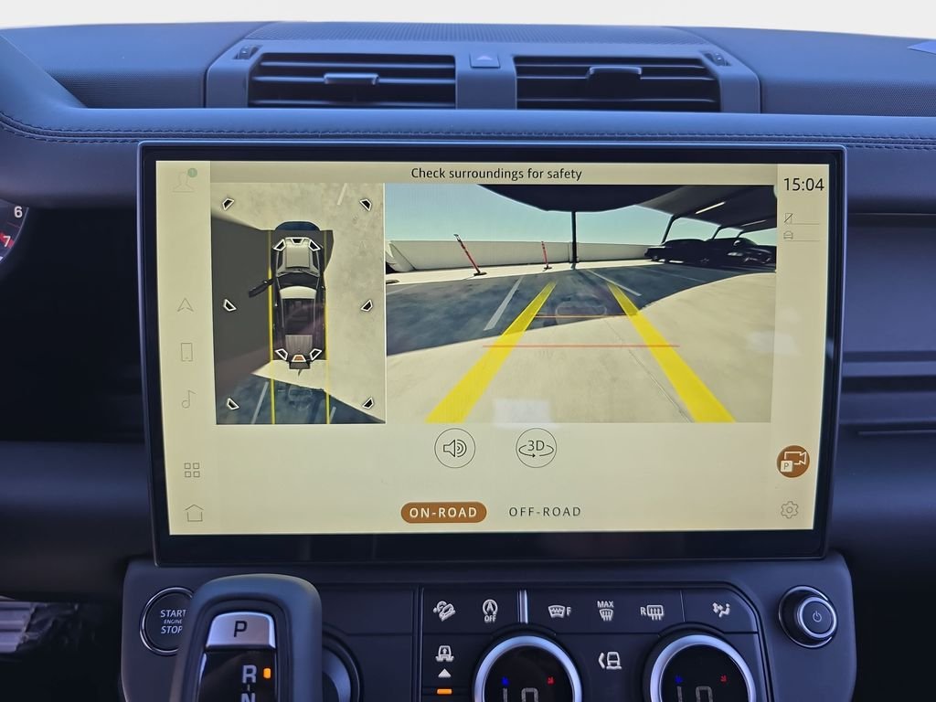 New 2026 Carpathian Grey Land Rover X-Dynamic SE image 23