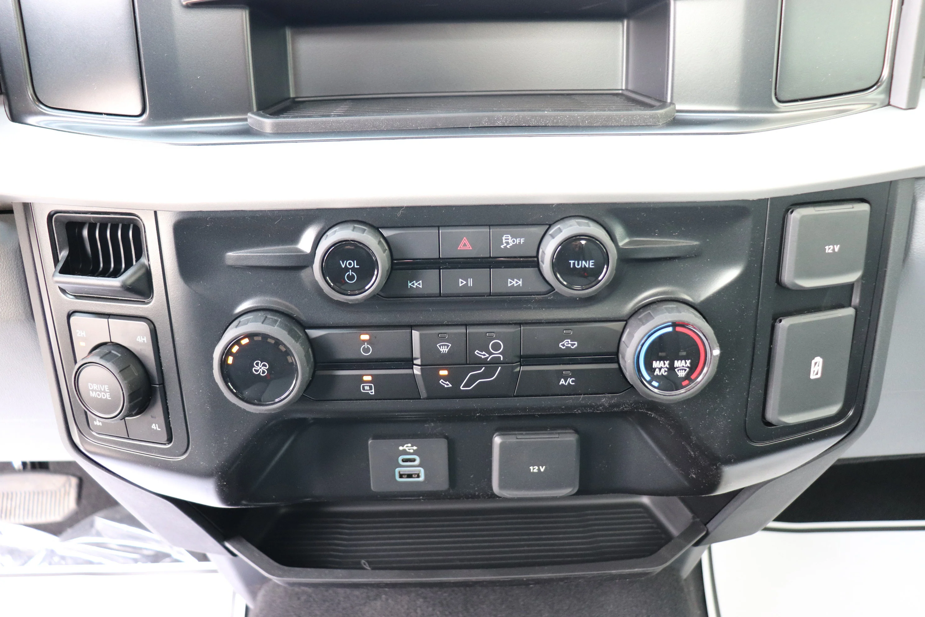 New 2026 AVALANCHE Ford XL image 9