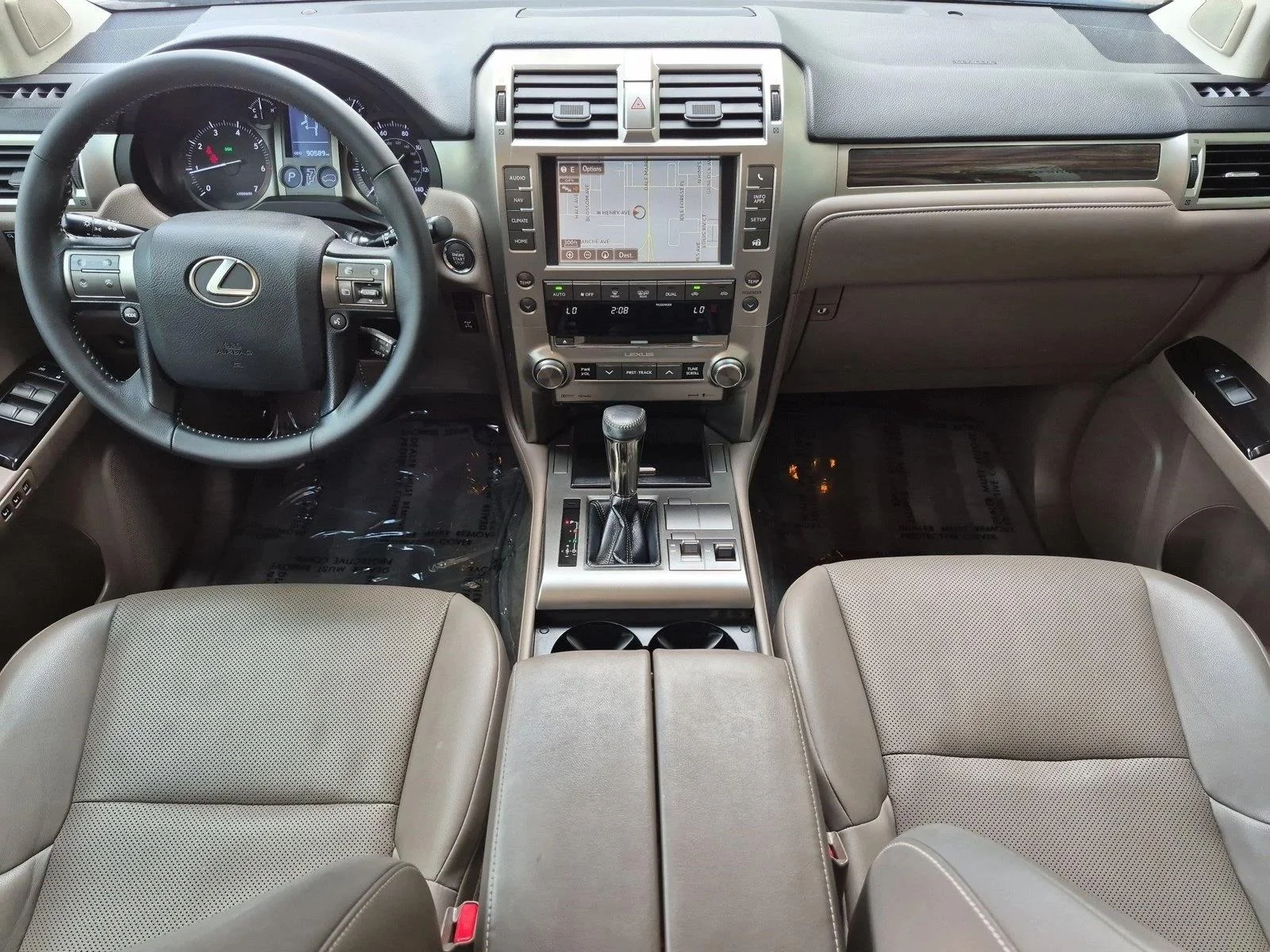 Used 2018 Silver Lining Metallic Lexus GX 460 image 19