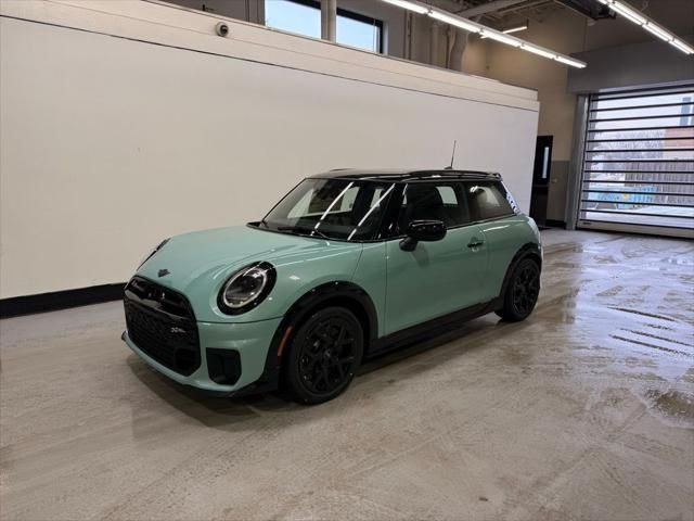 2026 MINI Hardtop Cooper S's photo