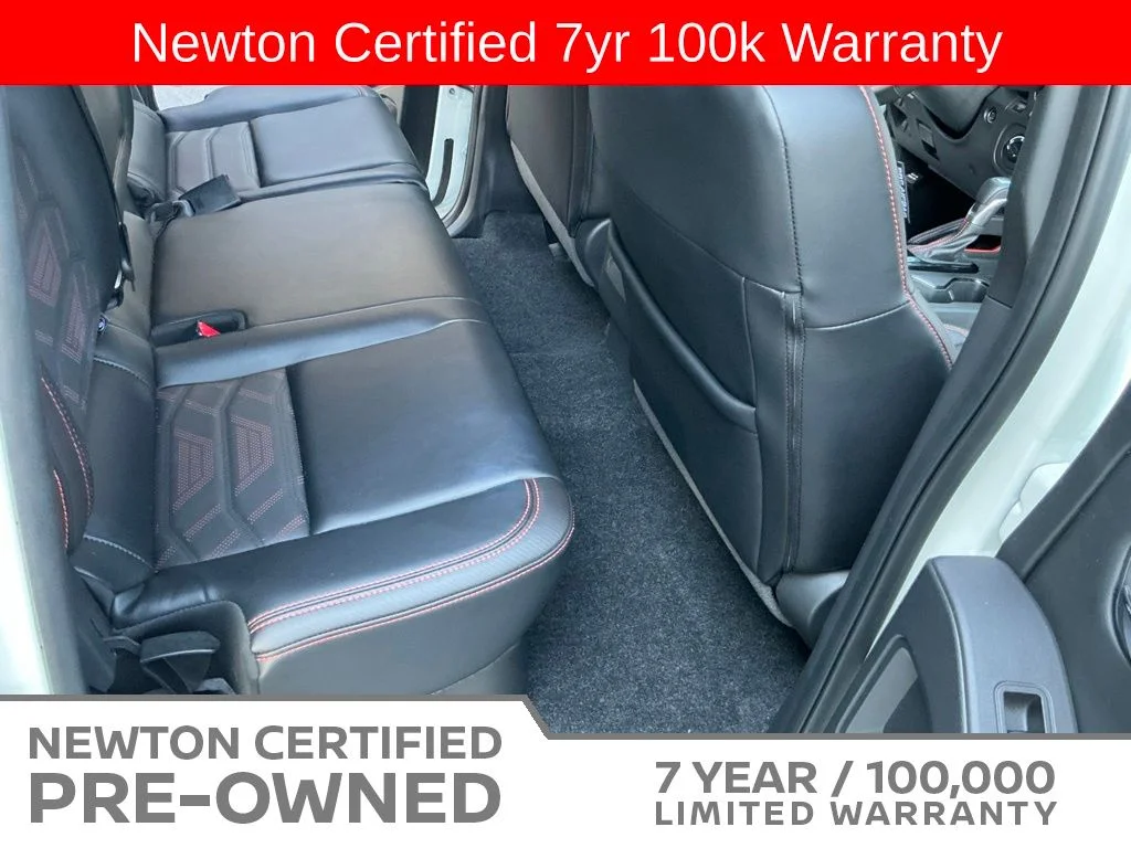 Certified Used 2025 Glacier White Nissan PRO-4X image 31