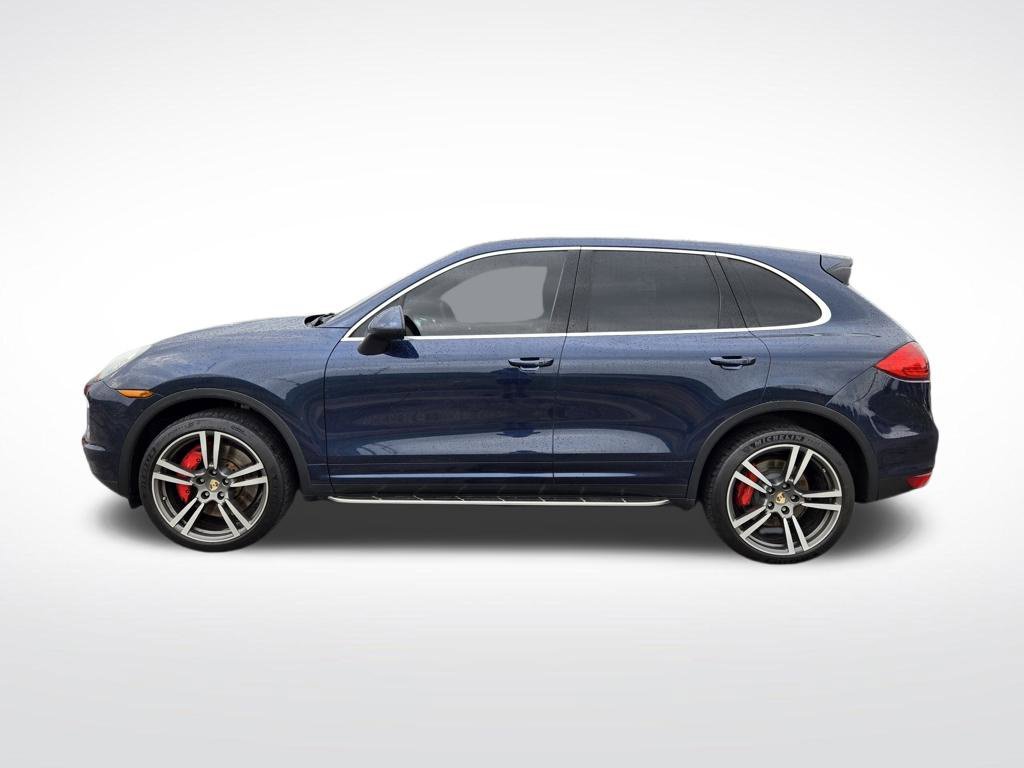 Used 2011 Blue Porsche Turbo image 8