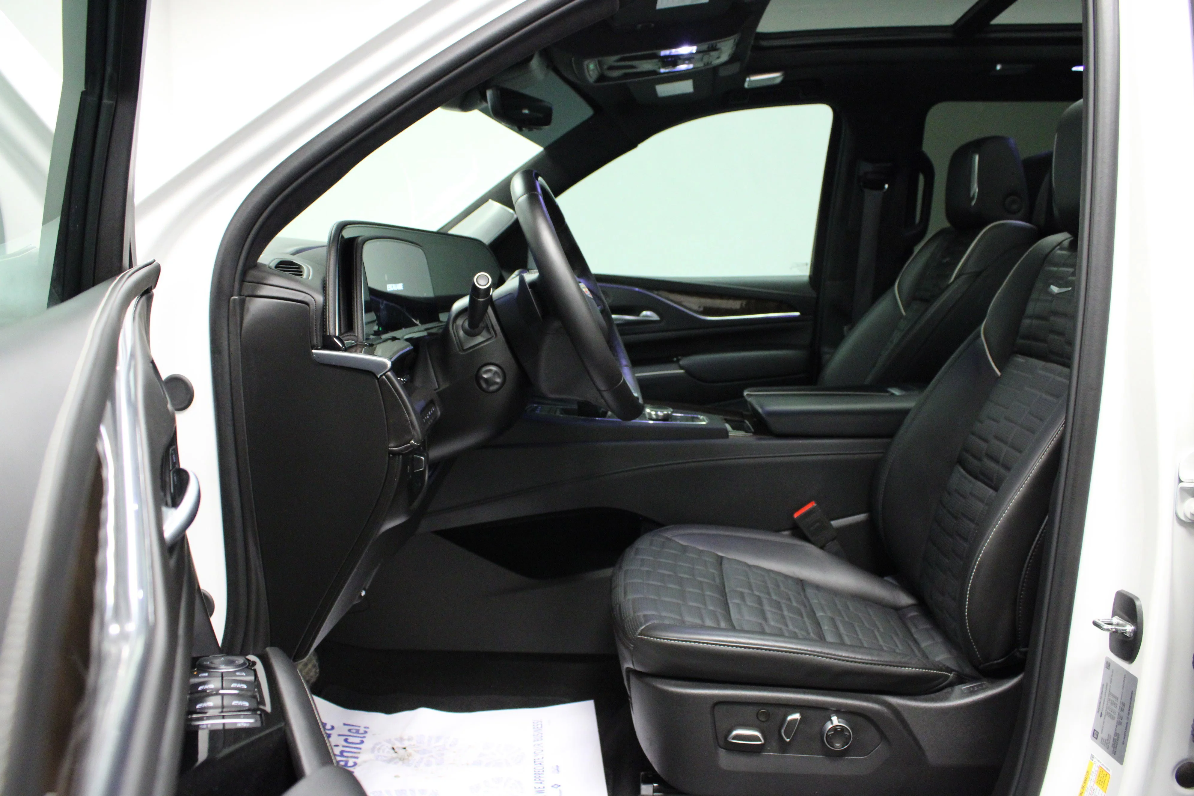 Used 2024 Crystal White Tricoat Cadillac 4WD Sport Platinum image 12