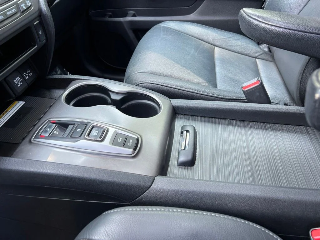 Used 2021 White Honda Special Edition image 34