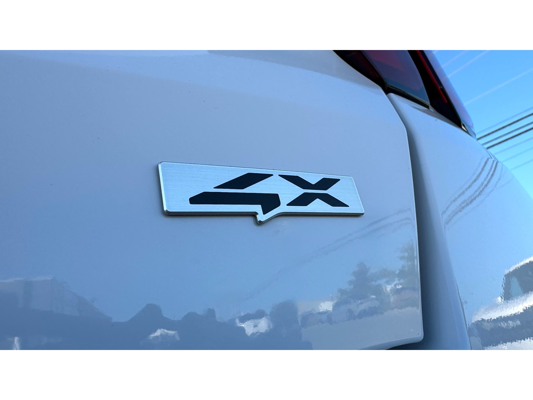 New 2026 Glacial White Pearl Kia S image 7