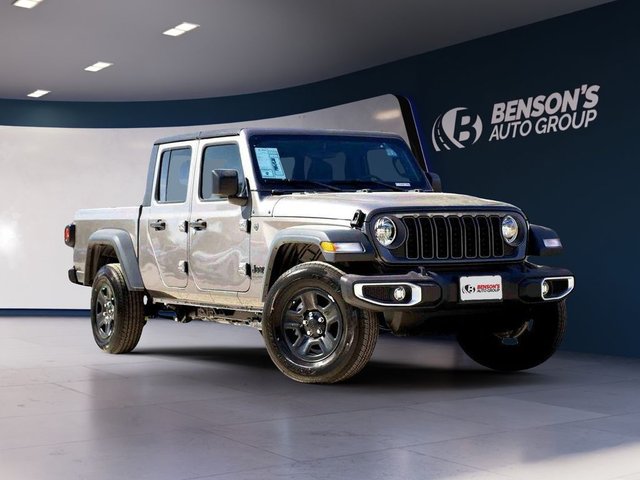 2026 Jeep Gladiator Sport