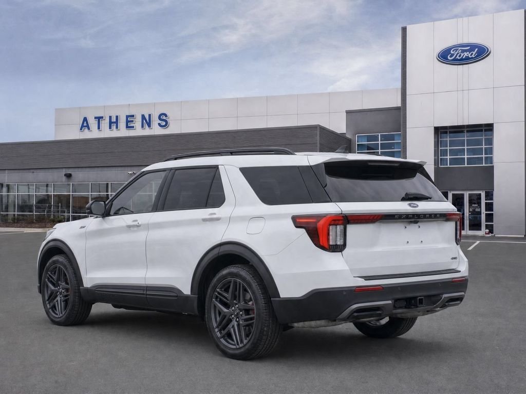 New 2026 Space White Metallic Ford ST-Line image 4