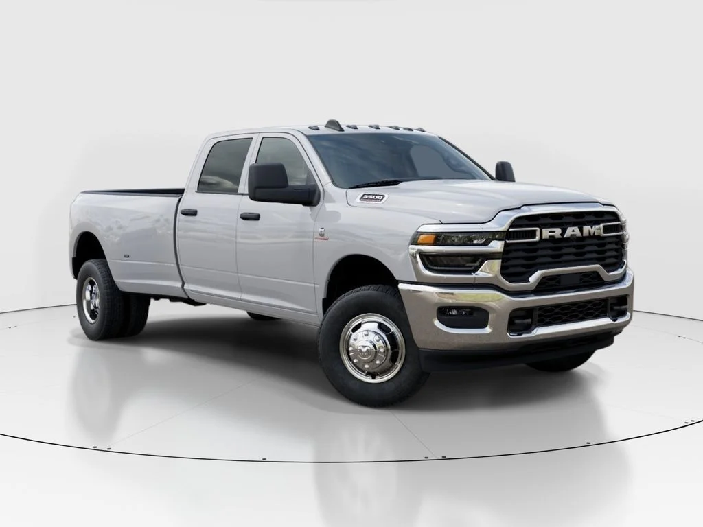 New 2026 Bright White Clear-Coat Exterior Paint RAM Tradesman image 6