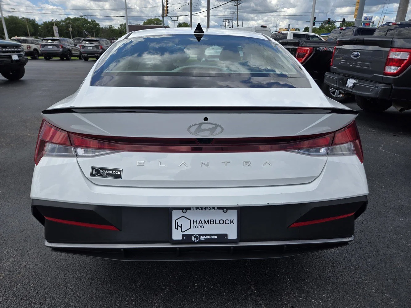 Used 2025 Serenity White Hyundai SEL Sport image 6