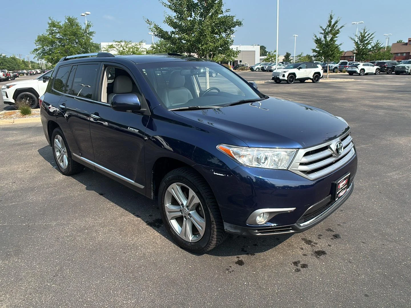 Used 2013 Nautical Blue Metallic Toyota Limited image 8