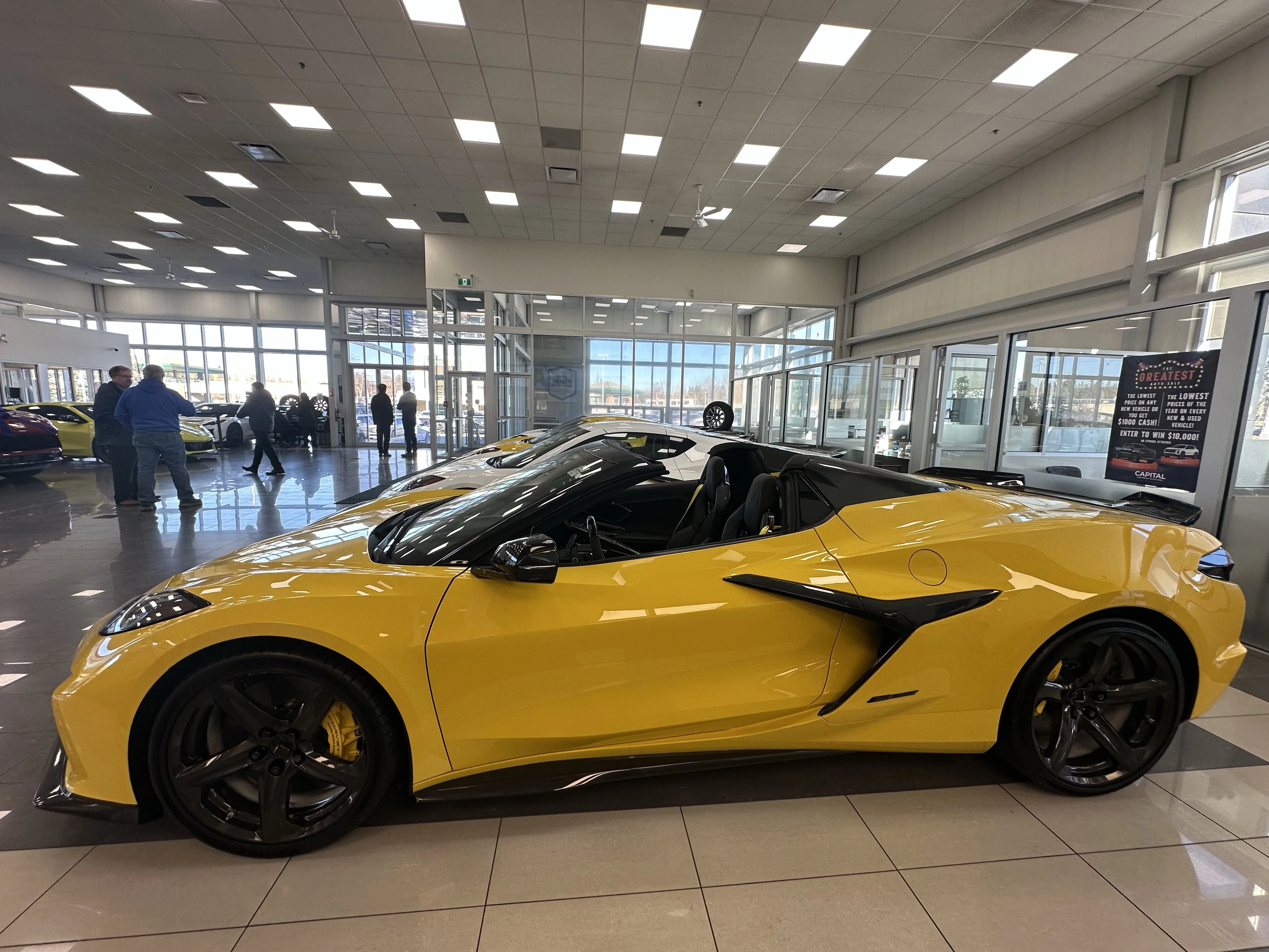 New 2025 Competition Yellow Tintcoat Metallic Chevrolet 3LZ E-Ray image 3
