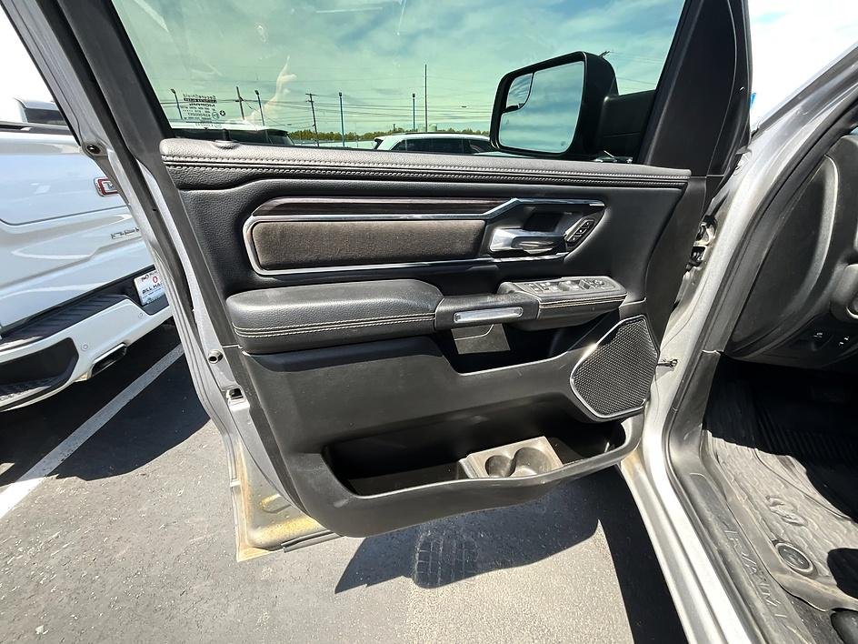 Used 2025 Silver Ram Laramie image 11
