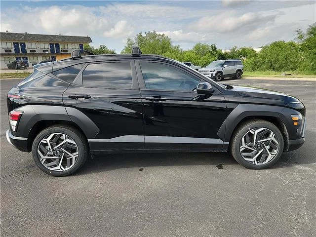New 2026 Abyss Black Pearl Hyundai SEL Premium image 5