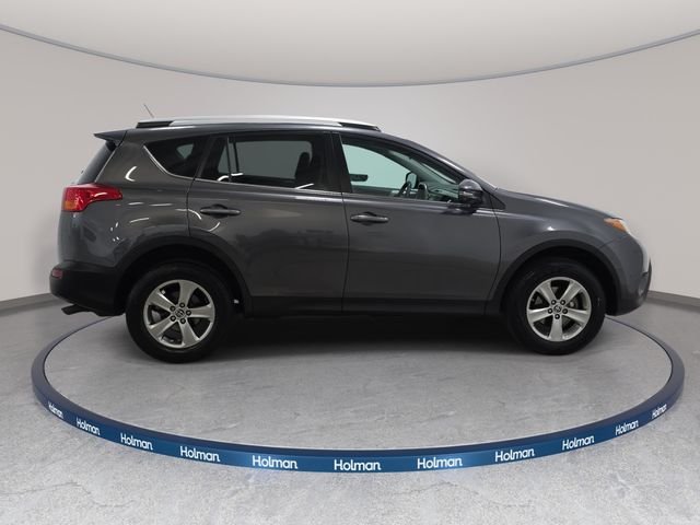 Used 2015 Gray Toyota XLE image 4