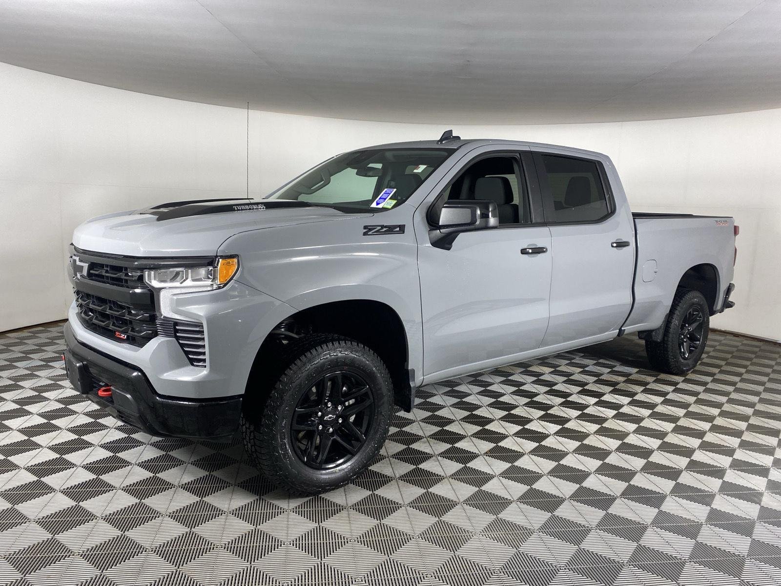 Used 2024 Slate Gray Metallic Chevrolet LT Trail Boss image 13