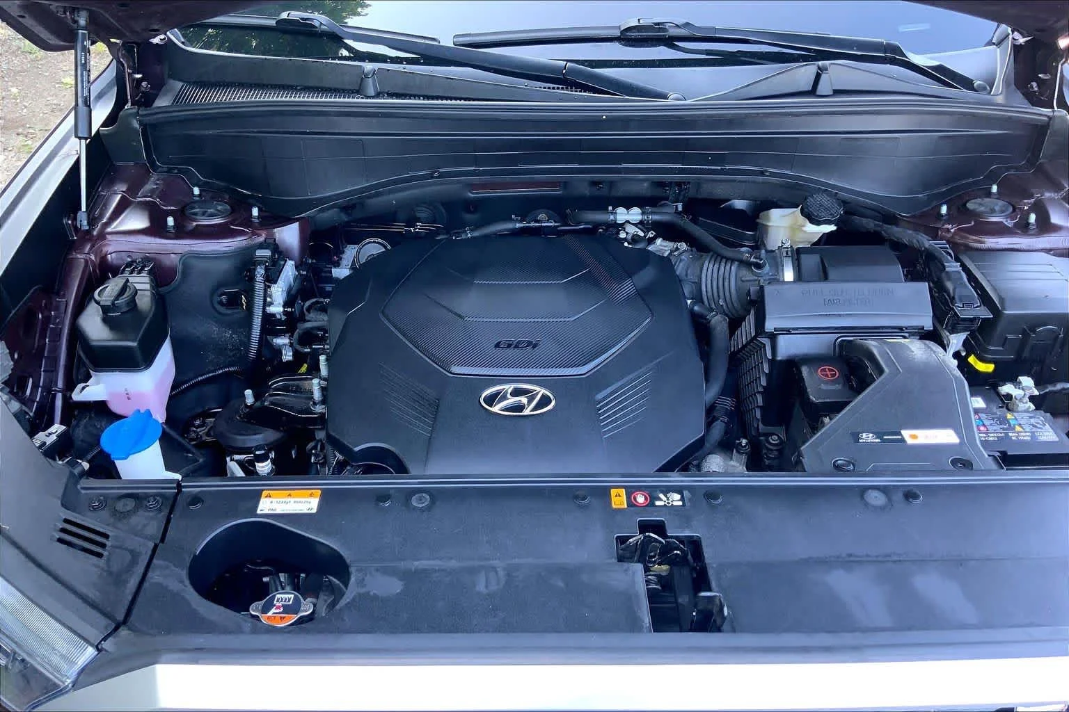 Used 2021 Sierra Burgundy Hyundai Calligraphy image 32