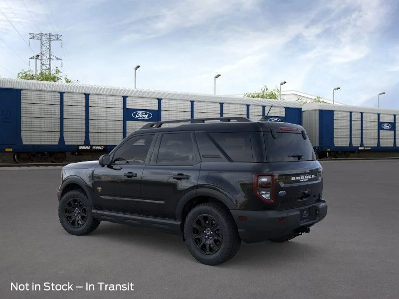 New 2025 Shadow Black Ford Badlands image 4