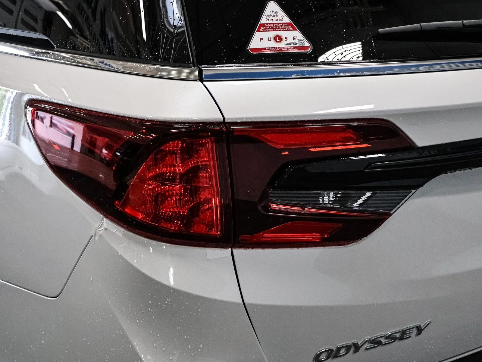 2026 Honda Odyssey EX-L - Photo 15