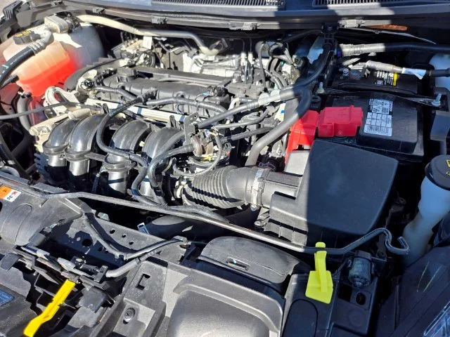 Used 2018 White Ford SE image 22