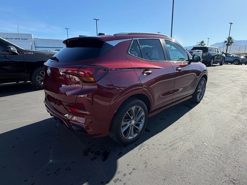 Used 2023 Cinnabar Metallic Buick Select image 3