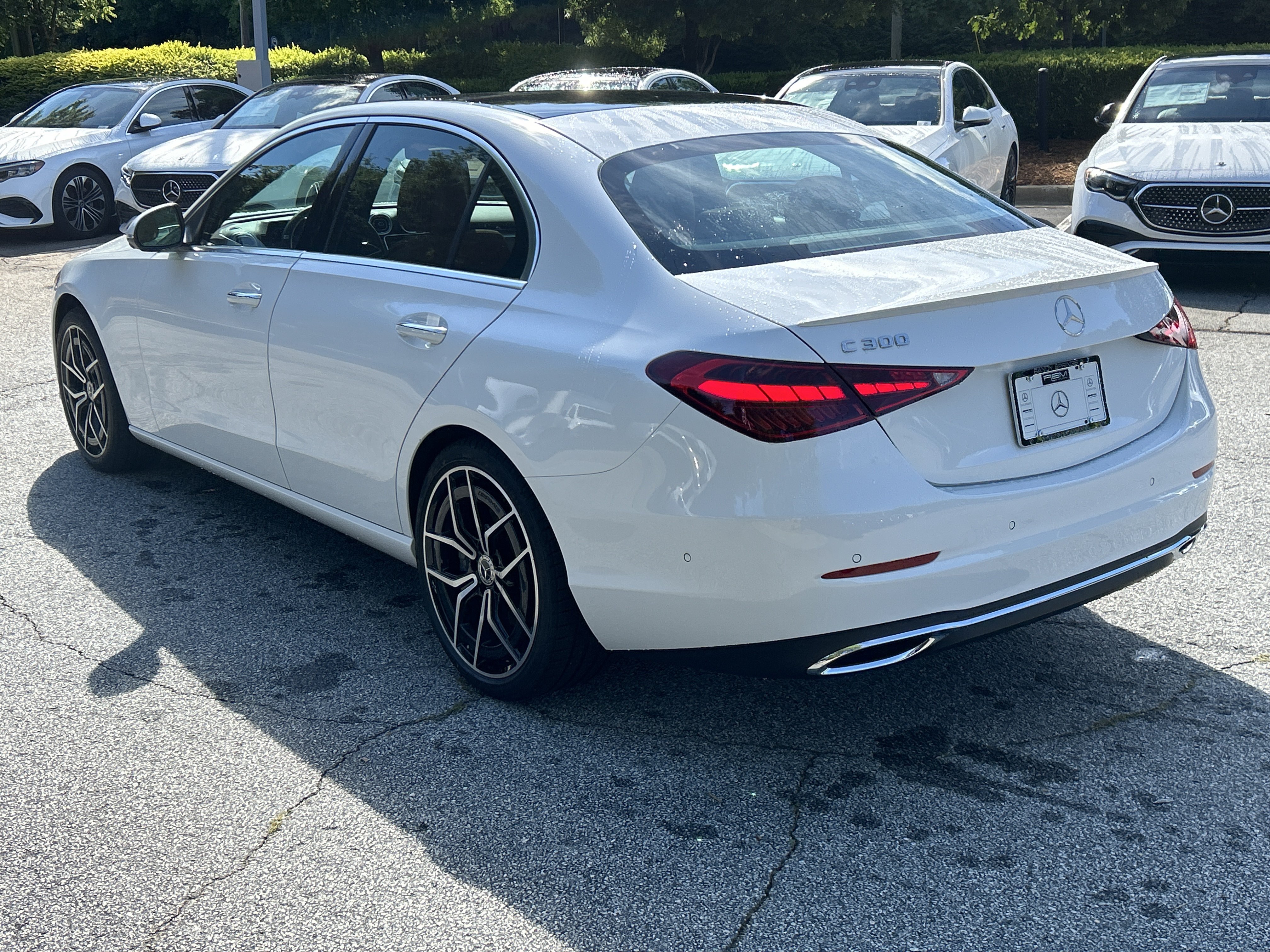 New 2026 MANUFAKTUR Moonlight White Metallic Mercedes-Benz C 300 Sedan image 13