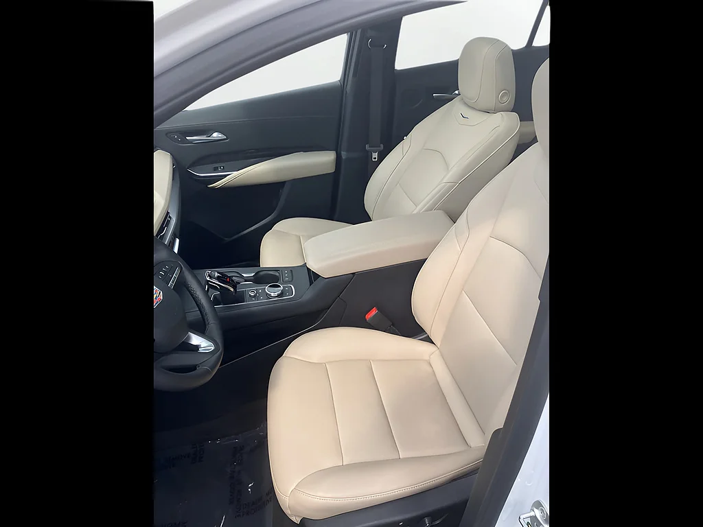 Certified Used 2024 Crystal White Tricoat Cadillac Premium Luxury image 10