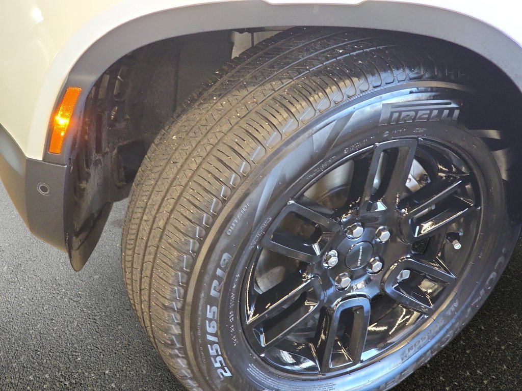 Certified Used 2026 White Land Rover S image 33