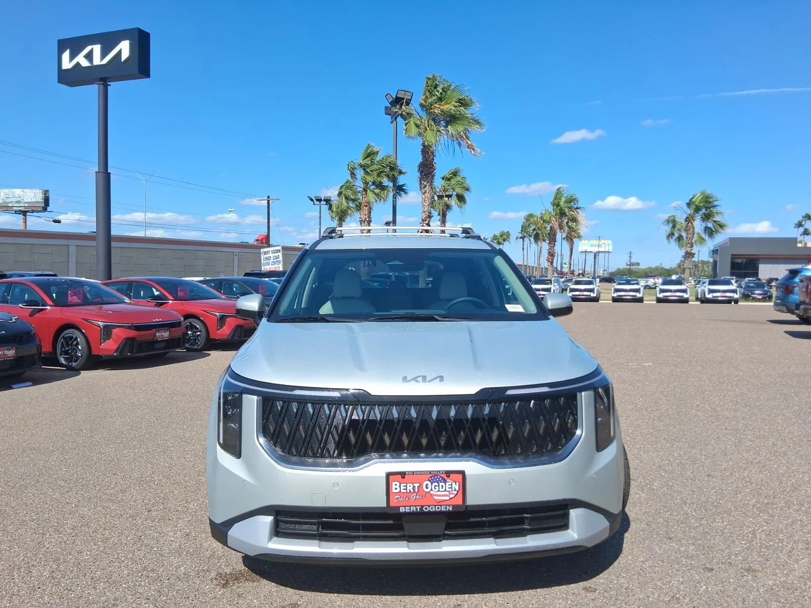 New 2026 White Kia EX image 2