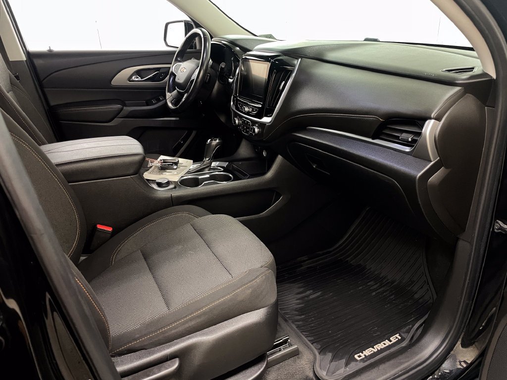 Certified Used 2019 MOSAIC BLACK METALLIC Chevrolet LT Cloth image 36