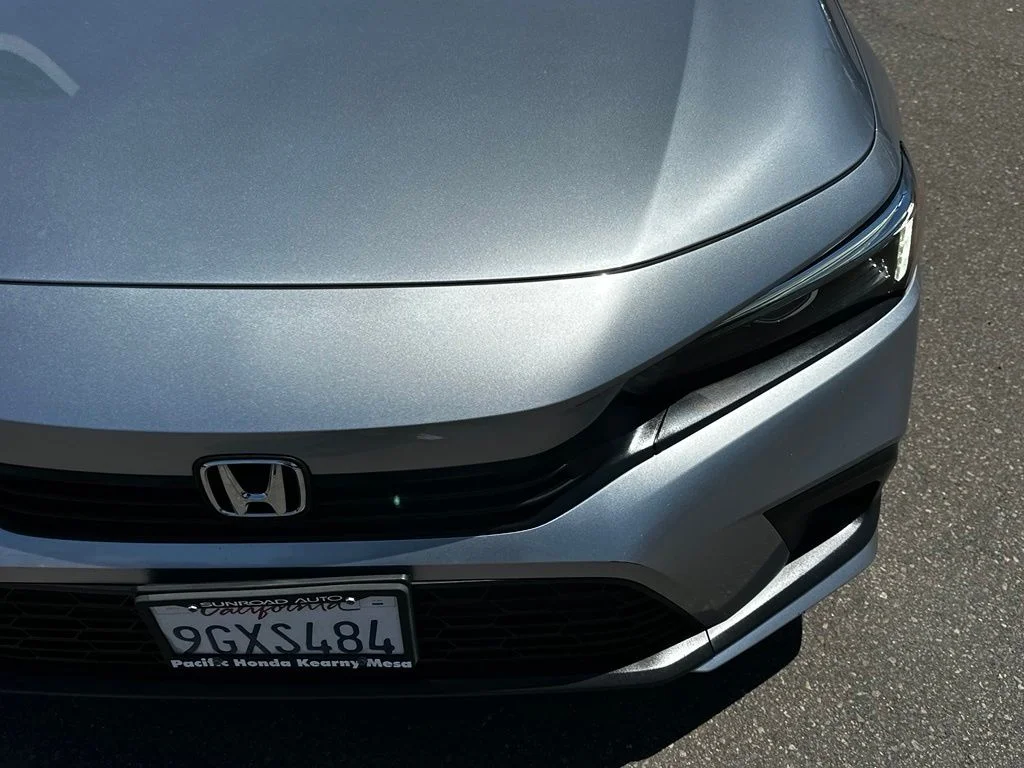 Certified Used 2023 Silver Honda LX image 5