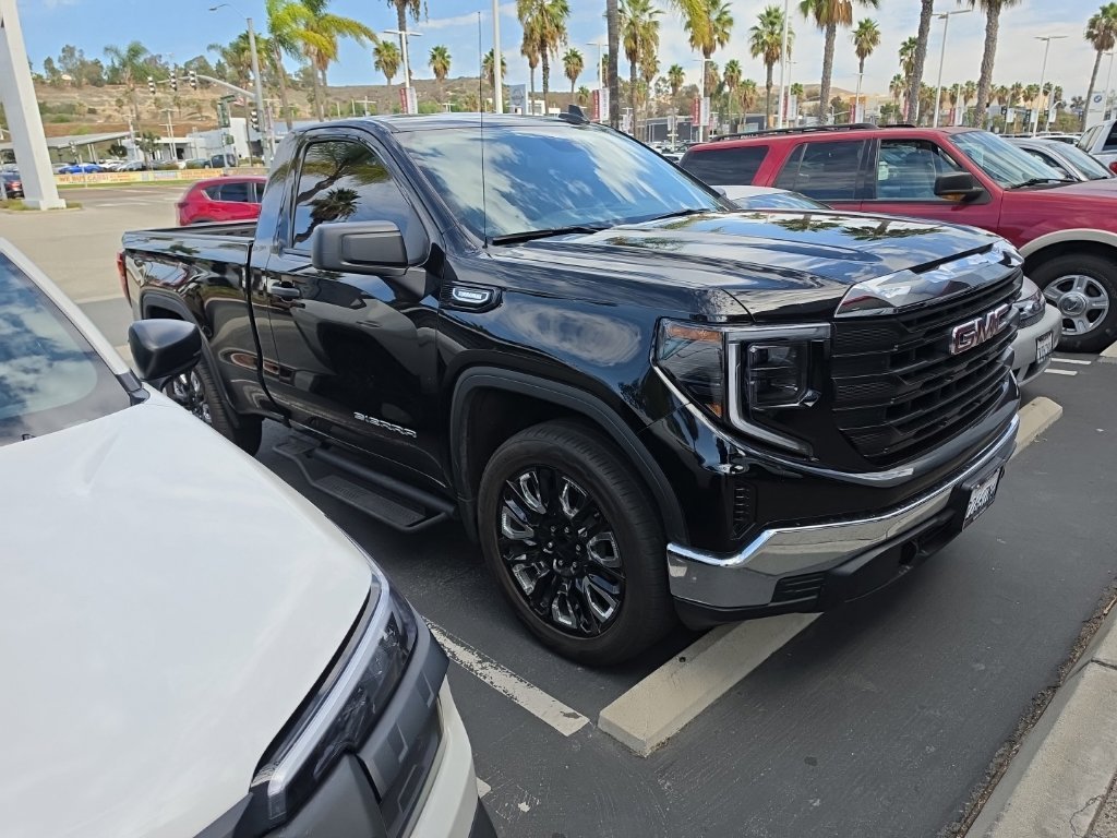Used 2026 Onyx Black GMC Pro image 3