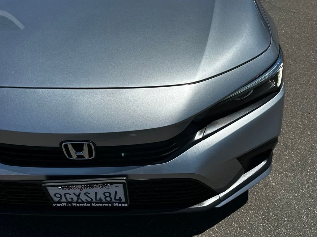 Used 2023 Silver Honda LX image 5