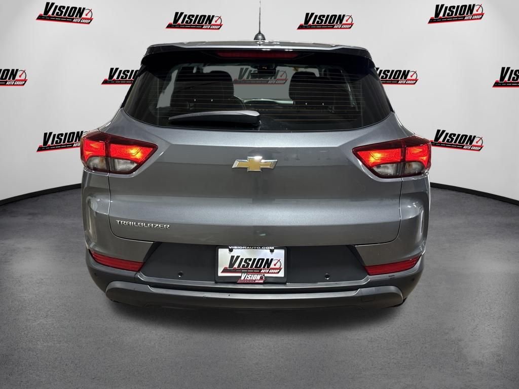 Used 2021 Gray Chevrolet LS image 6