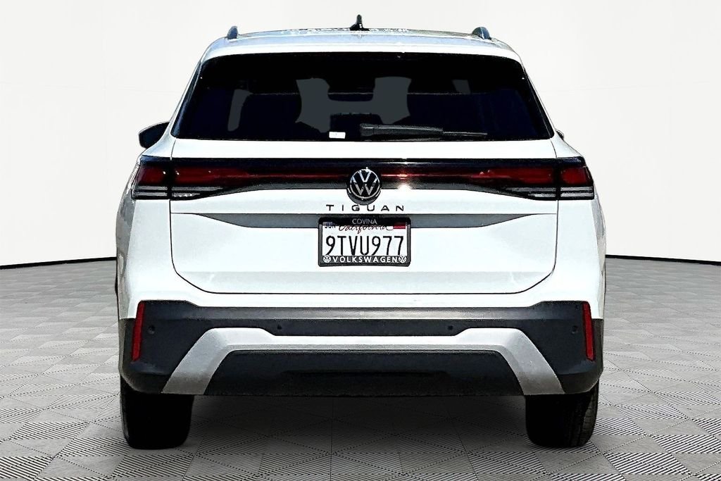 Certified Used 2025  Volkswagen 2.0T S image 5