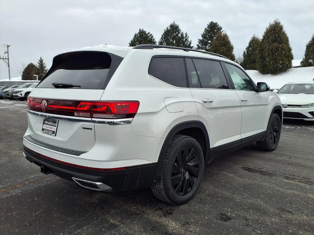 New 2026 Opal White Pearl Volkswagen SE w/Technology image 2