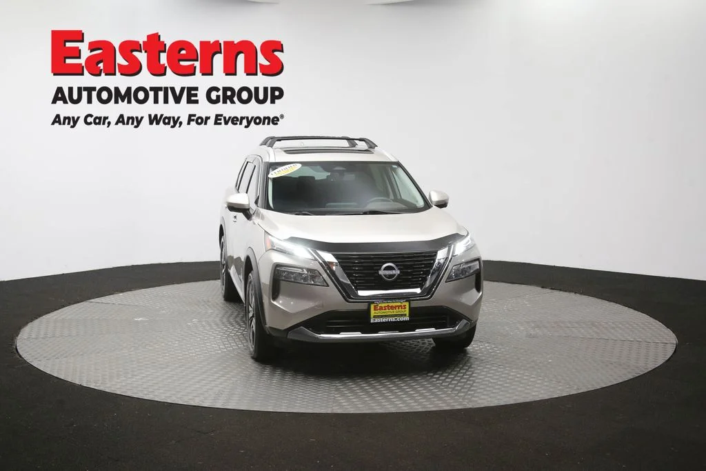 Used 2023 Gold Nissan SL image 54
