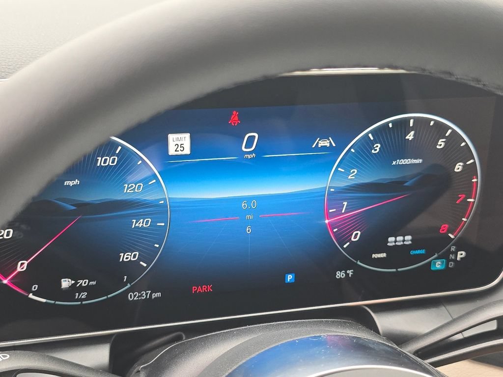 New 2027 Polar White Mercedes-Benz GLC 300 image 68