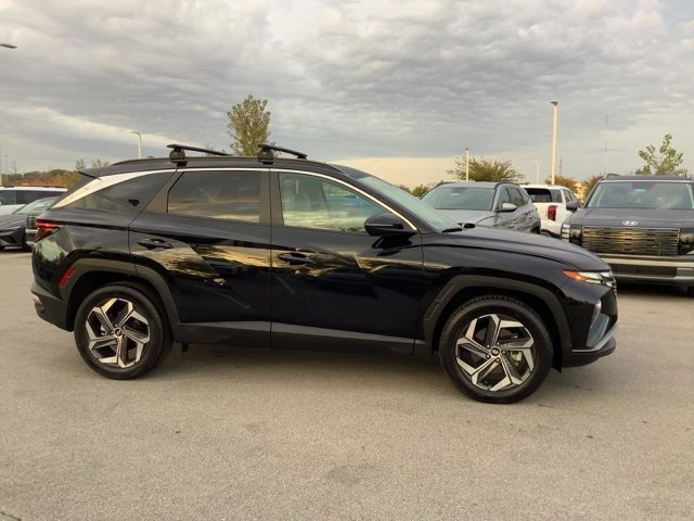 Certified Used 2024 Black Pearl Hyundai SEL image 4