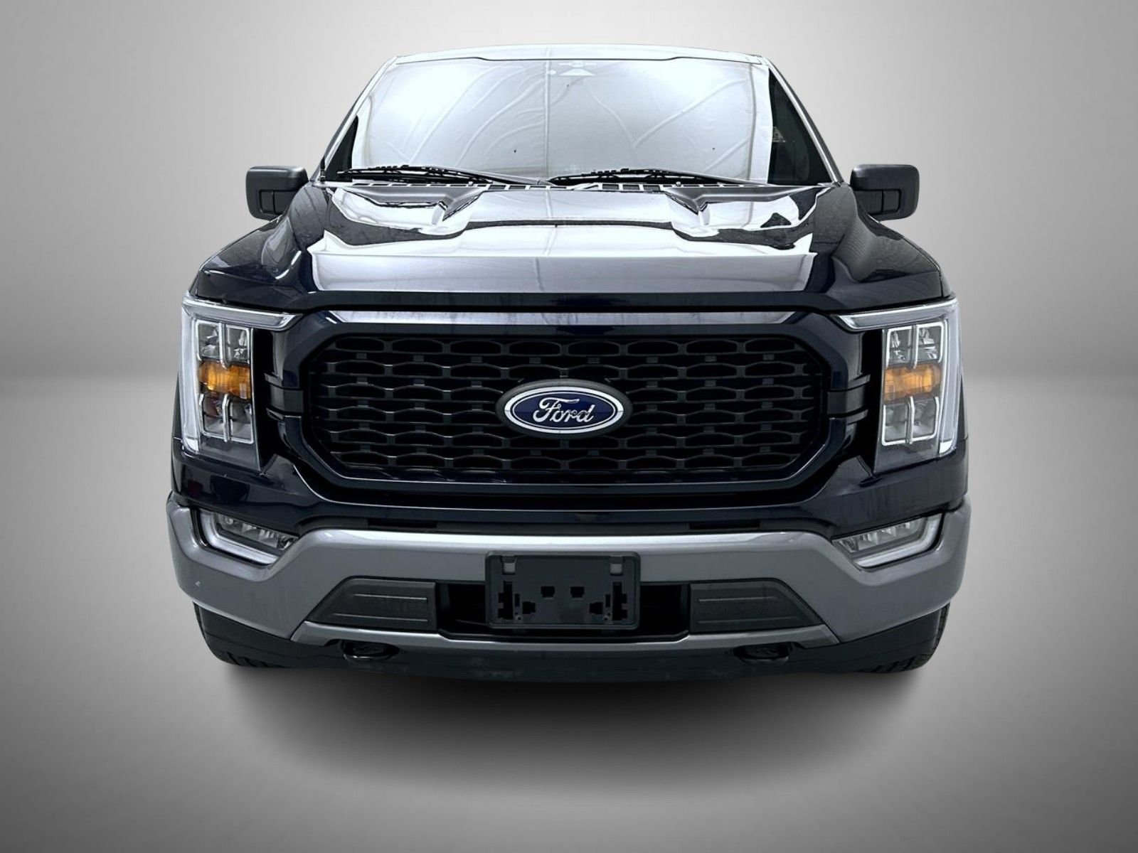 Used 2023 Blue Ford XLT image 2