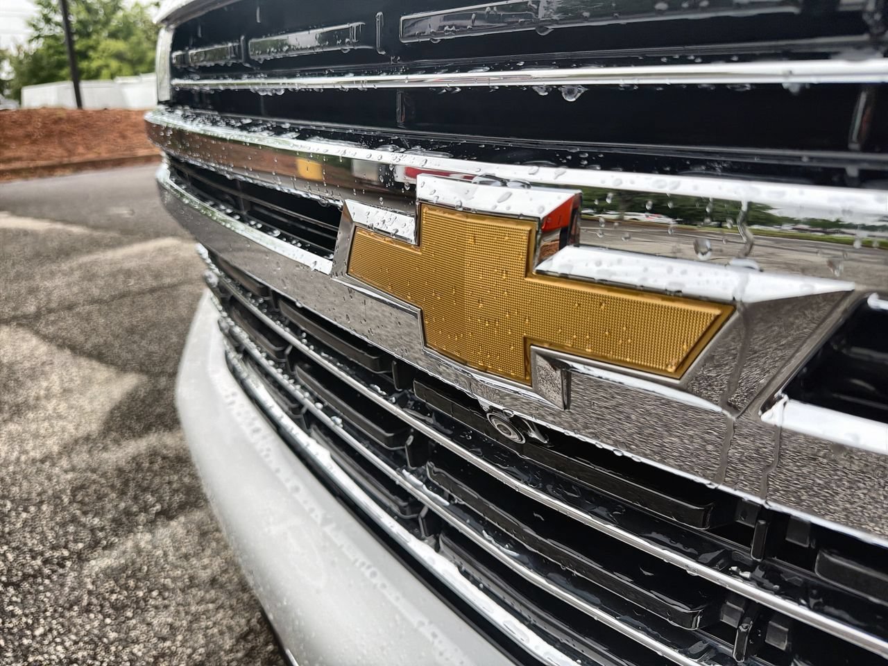 Used 2022 Summit White Chevrolet LT image 26