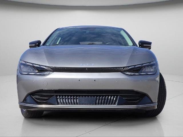Used 2023 Steel Gray Kia  image 3
