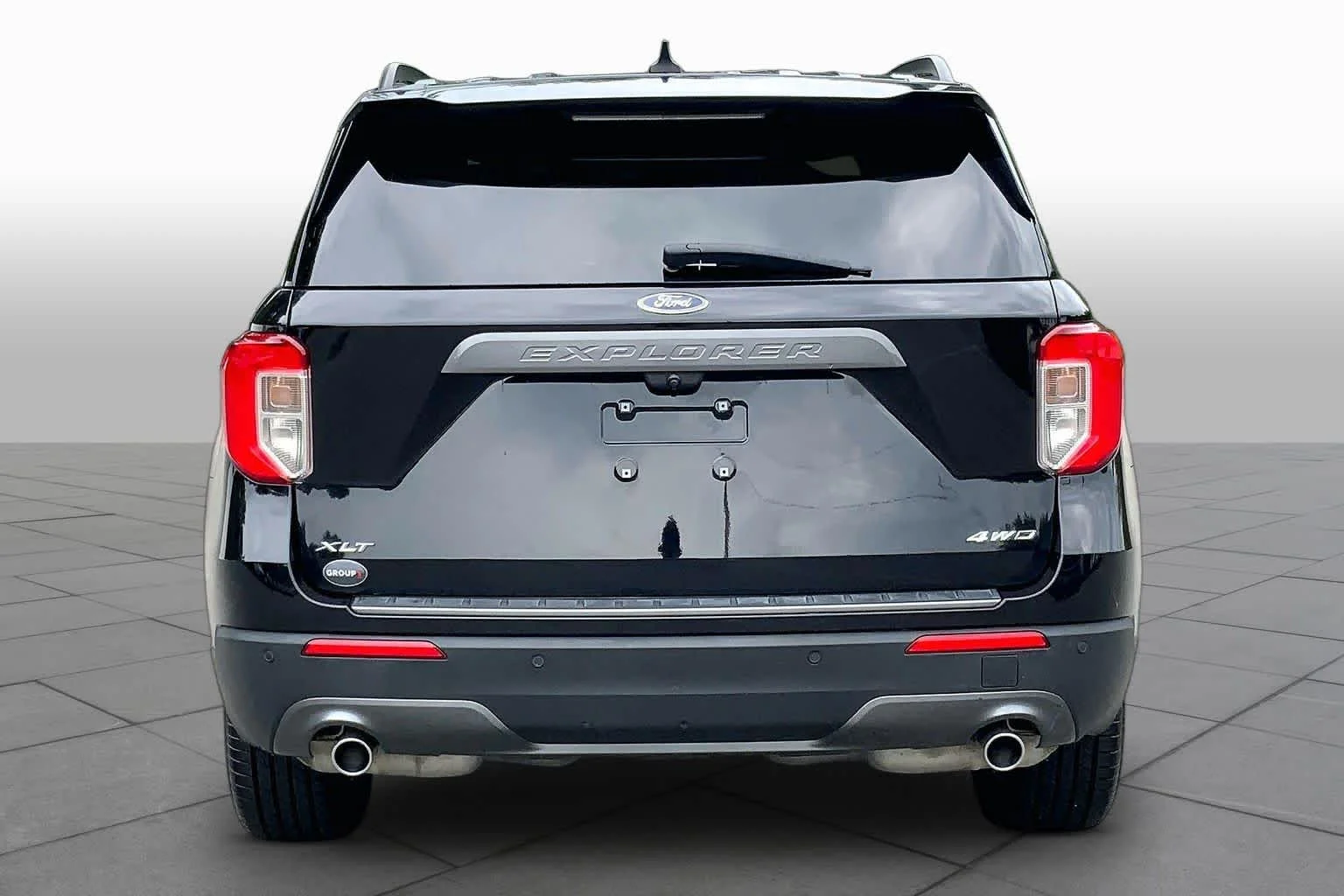 Certified Used 2022 Agate Black Ford XLT image 5