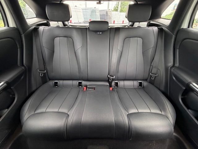 Used 2022  Mercedes-Benz GLA 250 image 15